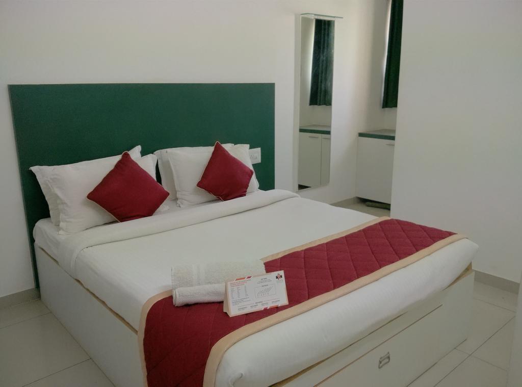 Siesta E Ll Hotel Bangalore